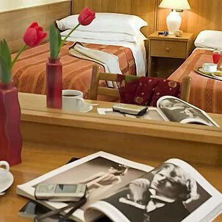 Altavilla Hotel 2*