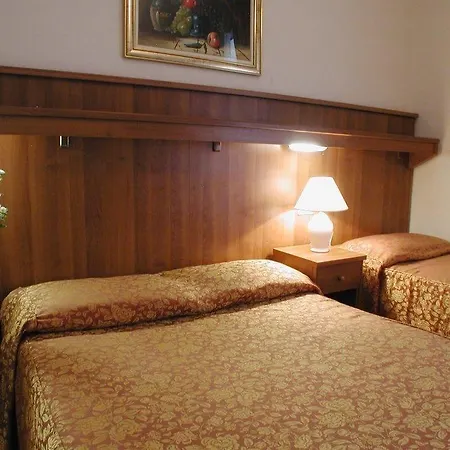 Altavilla Hotel 2*